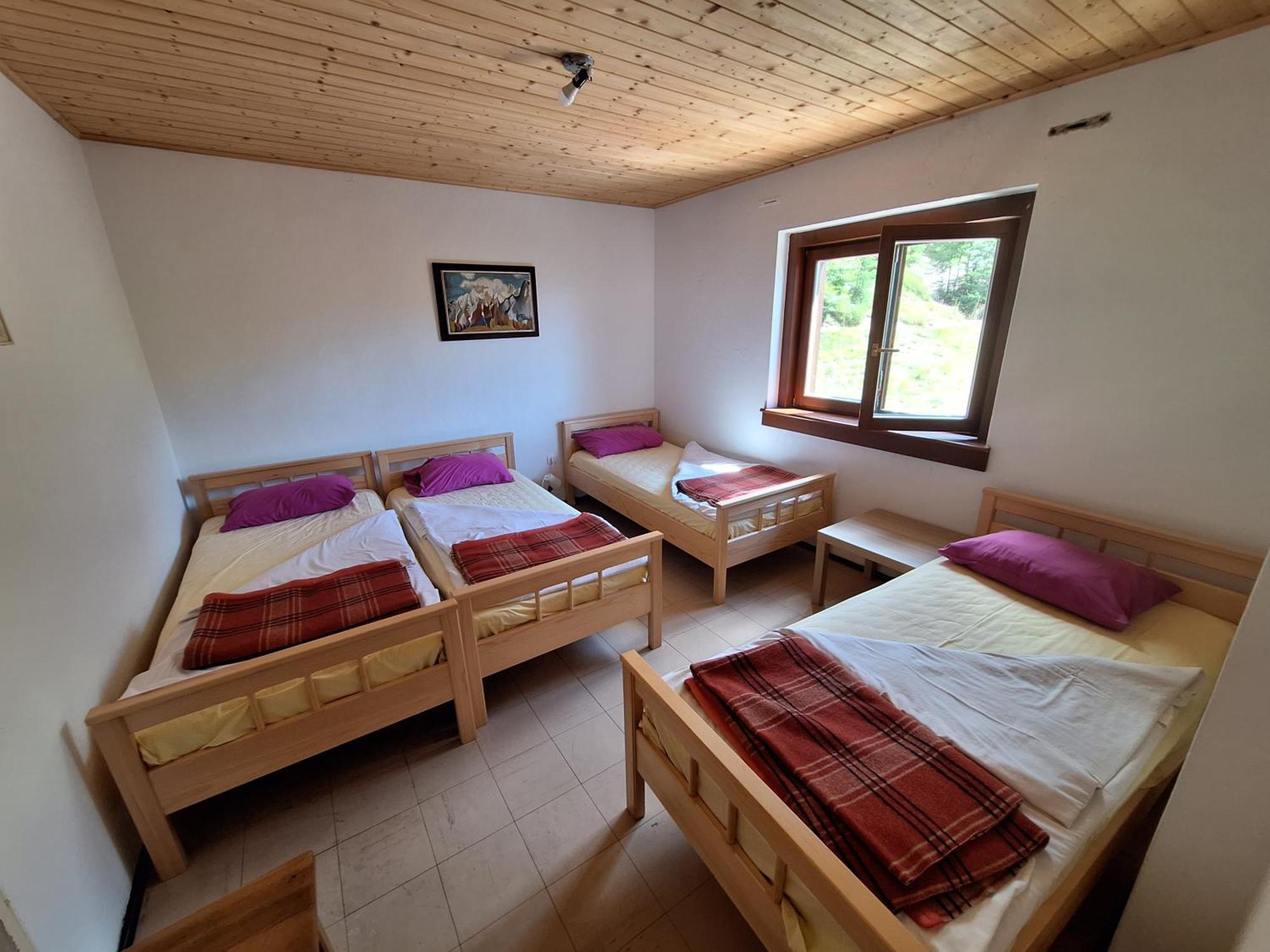 Hostel Ticarjev Dom At Vrsic Pass Soča Exterior foto